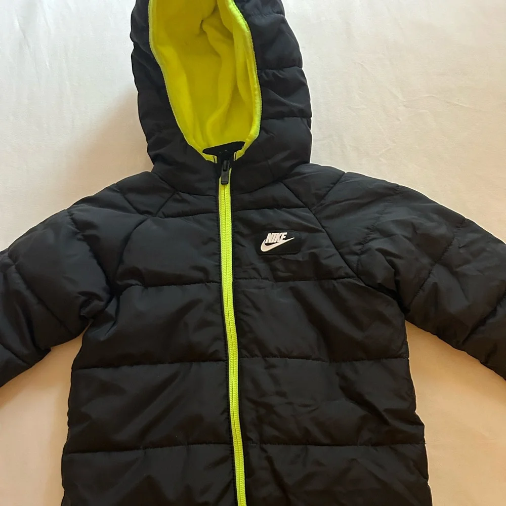 NWT Nike Winter/ Snow Toddler Black & Green Coat - Size 12M